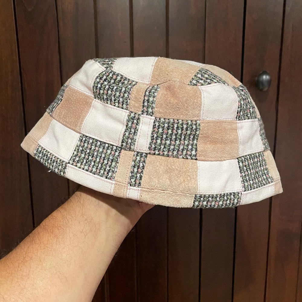 Bucket hat - Picture 3 of 6